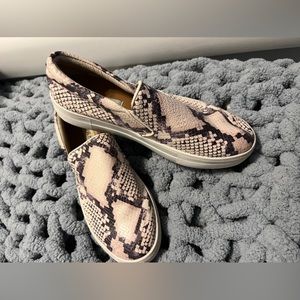 steve madden snakeskin shoes